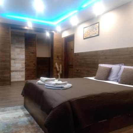 Hotel Кръчмъ При Байката Ribarica Exteriér fotografie