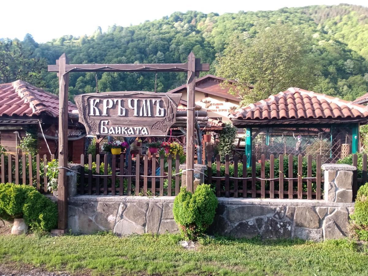 Hotel Кръчмъ При Байката Ribarica Exteriér fotografie