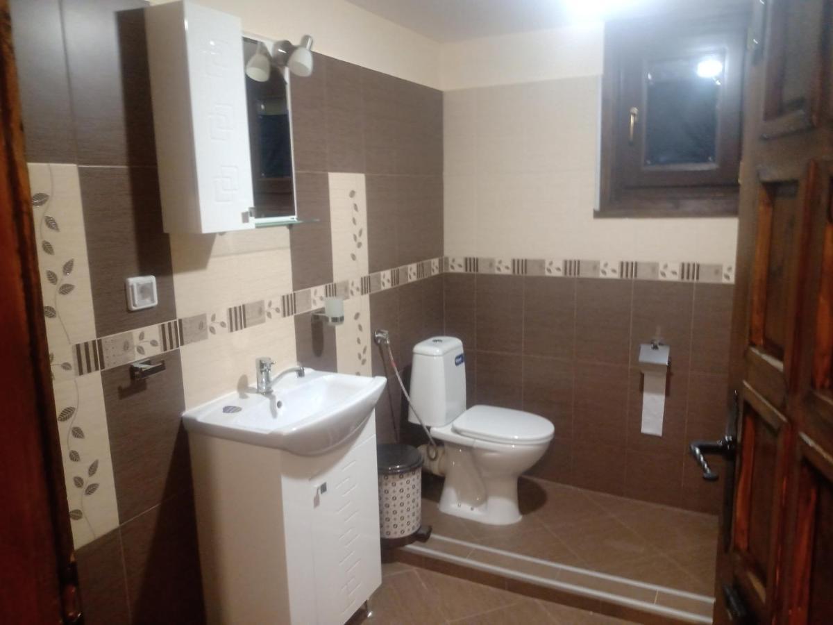 Hotel Кръчмъ При Байката Ribarica Exteriér fotografie